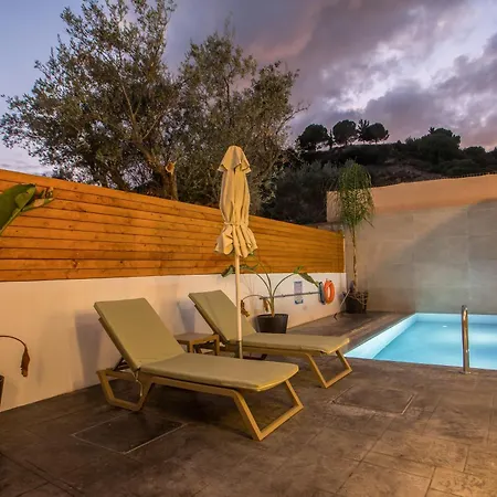 Aura Luxury *