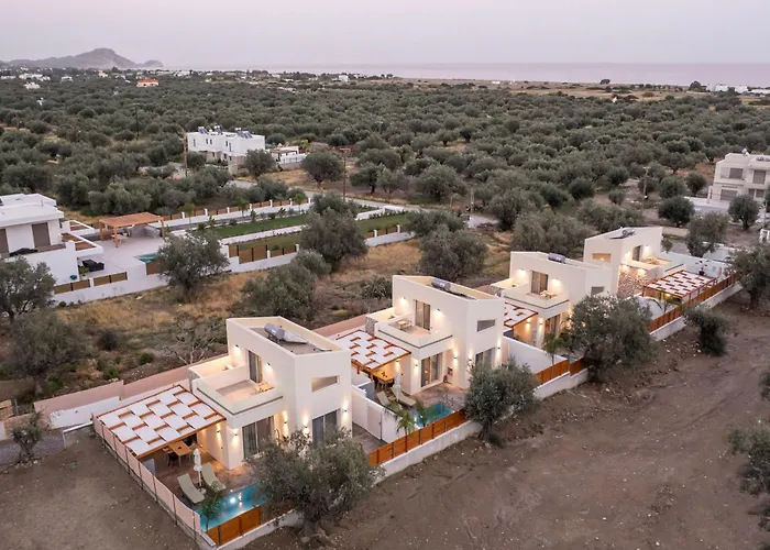 Aura Luxury Вилла *