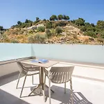 Aura Luxury Villa