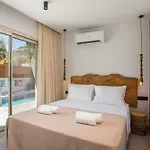 Aura Luxury *