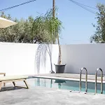 Aura Luxury Villa
