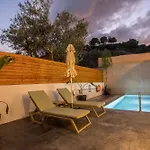 Aura Luxury *