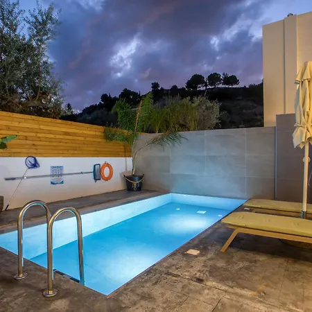 فيلة Aura Luxury *