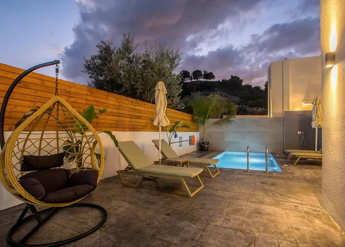 Aura Luxury *